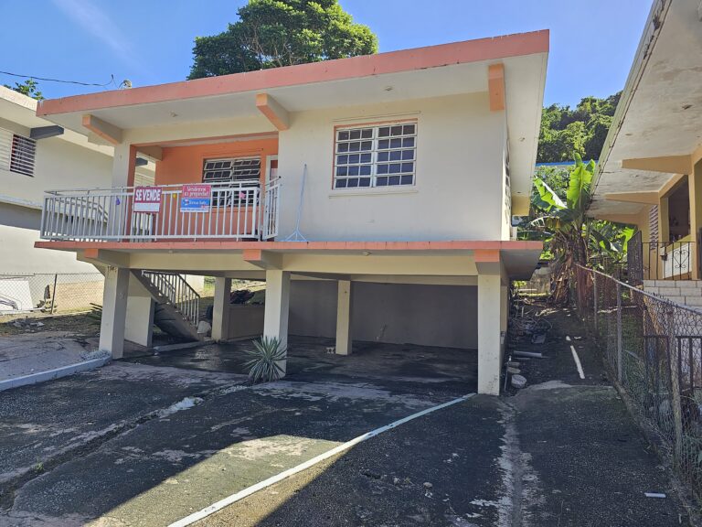 Humacao House Front For Sale