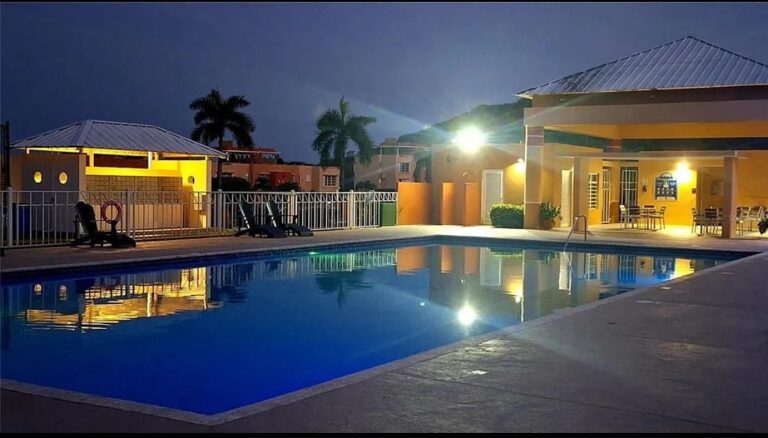 Costa Esmeralda Pool