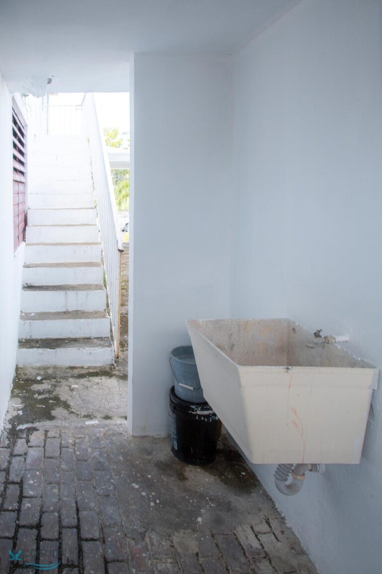 Apt 2 Upstairs Entrance