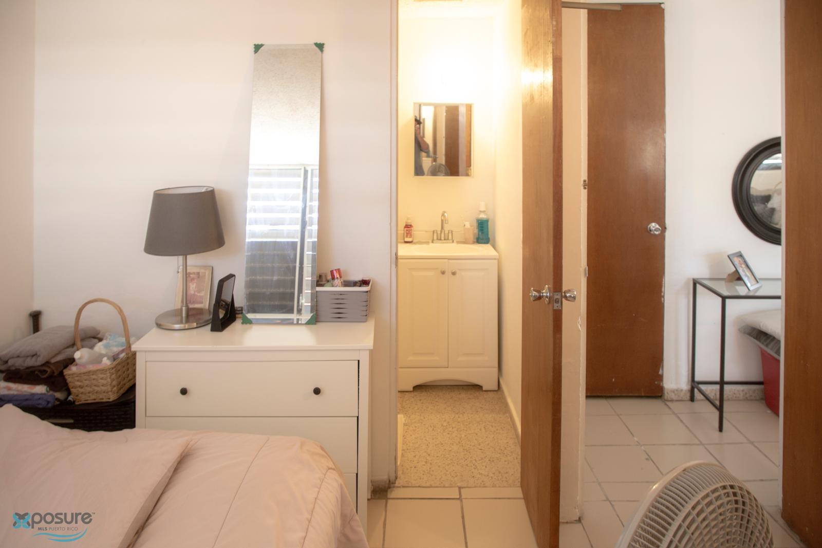 Apt 3 Bedroom