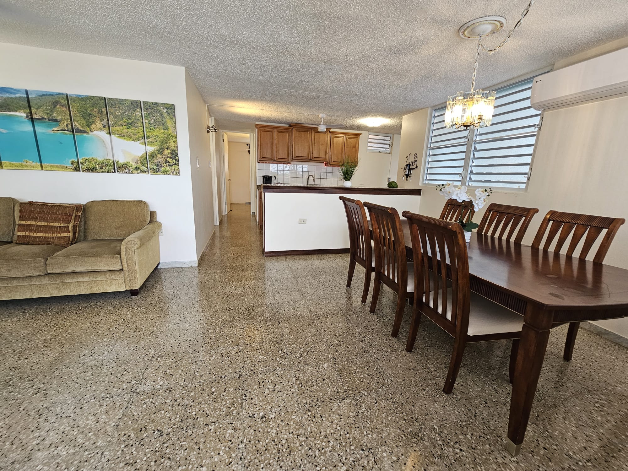 Living Room & Dinning Room