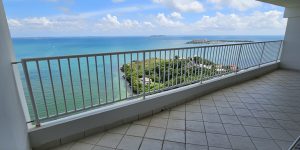 Dos Marinas Balcony Length